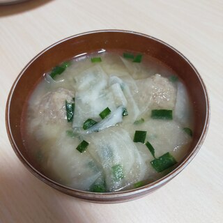 かぶと肉団子とニラのお味噌汁